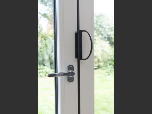 2990 x 2090 Veka Imagine White 3 Panel uPVC Bifold Door