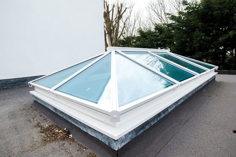3000 x 1500mm White Bespoke Aluminium Roof Lantern